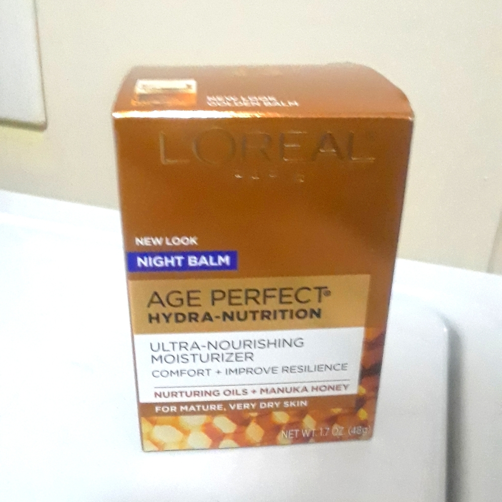 Skin moisturizer night cream